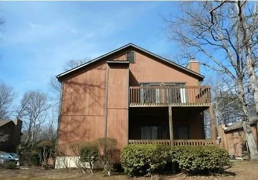 Apartment Charming Near Wfu And Hospitals, Full Kitchen, Wifi, In-unit Laundry